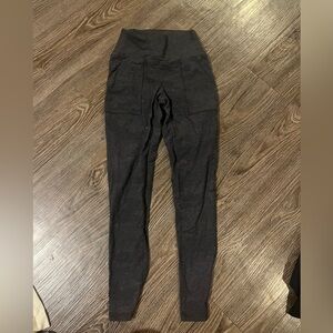 Aerie leggings with pocket